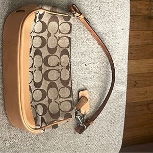 Coach Wristlet Clutch Logo Bag